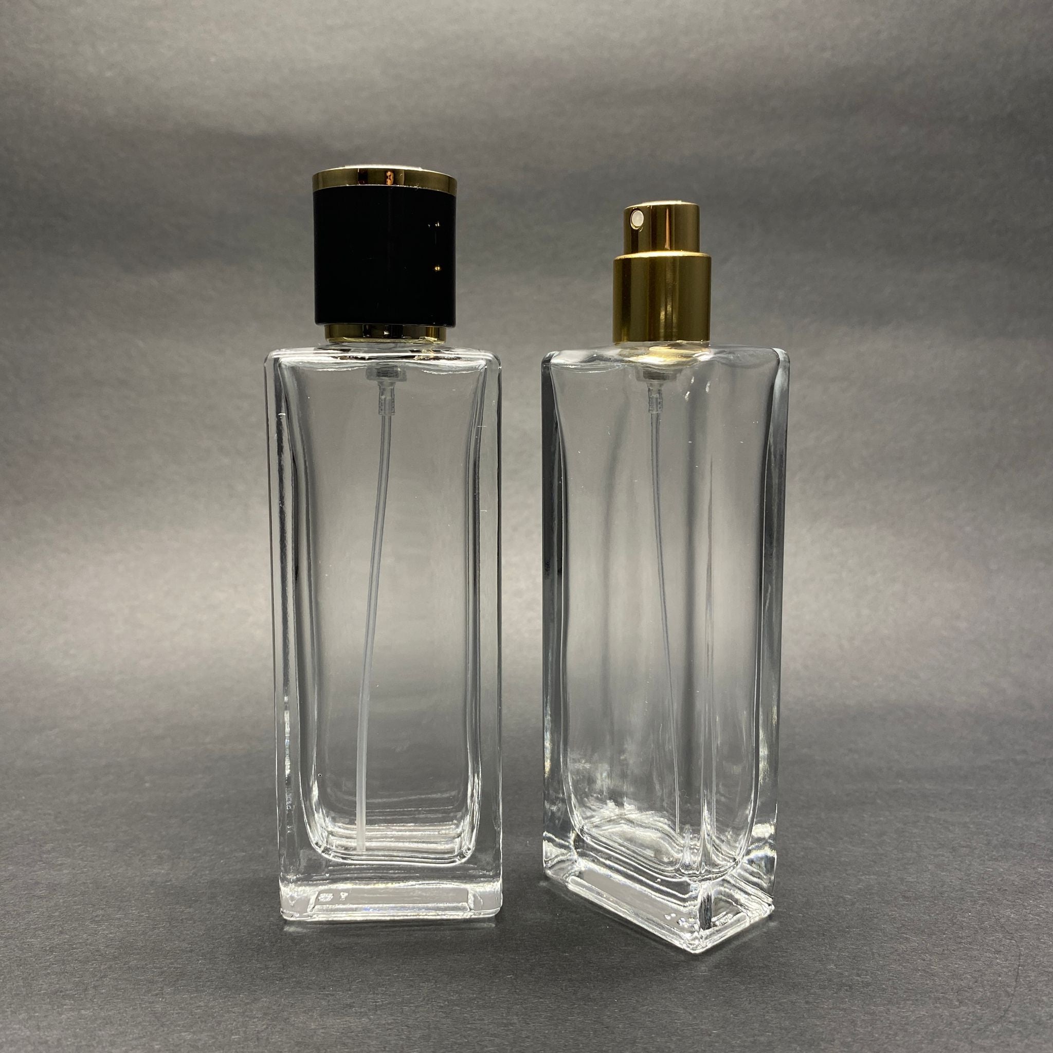 50 ML ПРАВОЪГЪЛЕН МОДЕЛ FORTUNE TALL БУТИЛКА ЗА ПАРФЮМ - ЗЛАТЕН МЕТАЛЕН СПРЕЙ + ЗЛАТНО ЧЕРНА КАПАЧКА (15 ММ УСТИЕ, ЛЕСНО ЗАТВАРЯНЕ С Щракване)