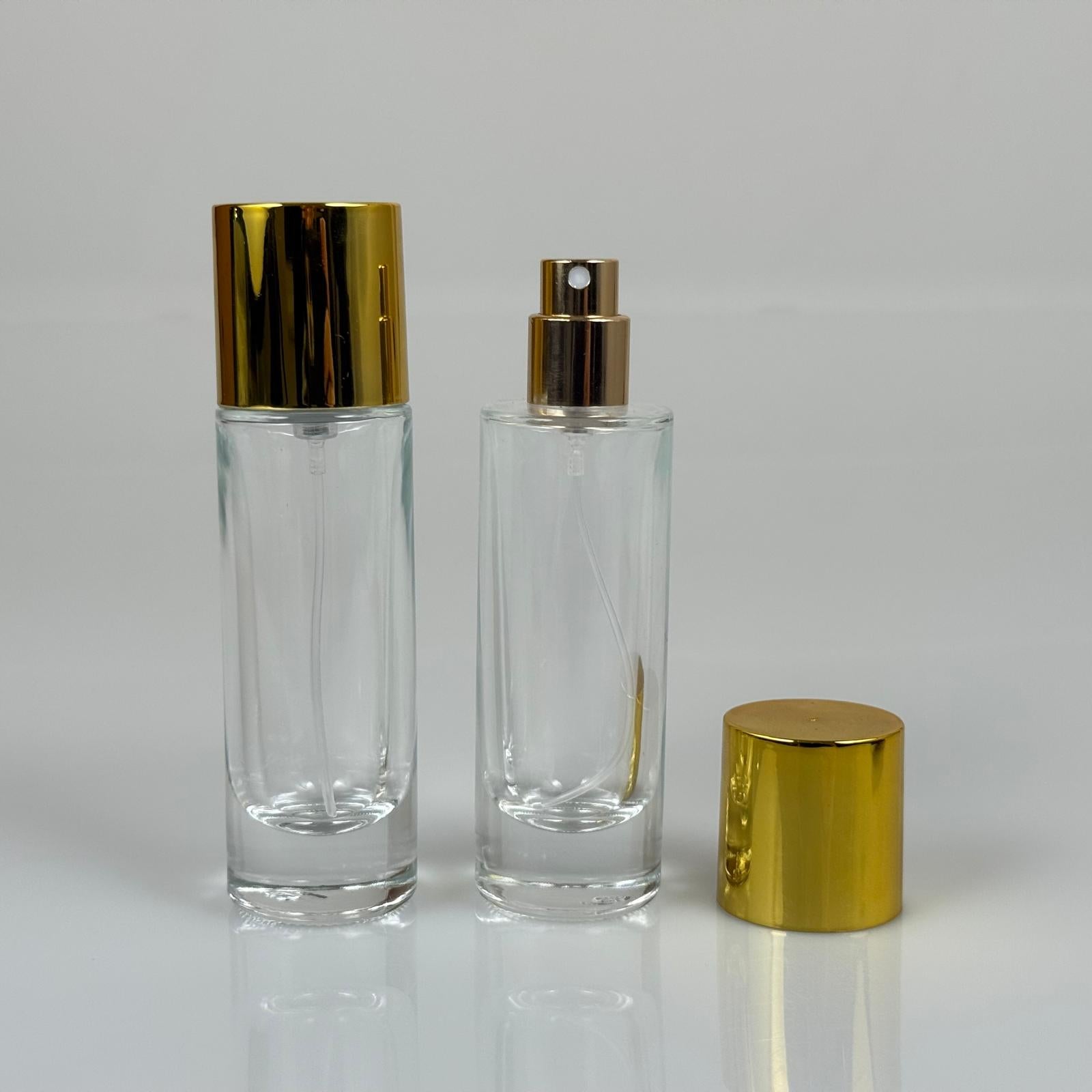 30 ML ЦИЛИНДРИЧЕН ДЪЛЪГ МОДЕЛ ФЛАКОН ЗА ПАРФЮМ - ЗЛАТЕН МЕТАЛЕН СПРЕЙ + ЗЛАТНА ШИРОКА КАПАЧКА (15 ММ УСТИЕ, ЛЕСНО ЗАТВАРЯНЕ С Щракване)