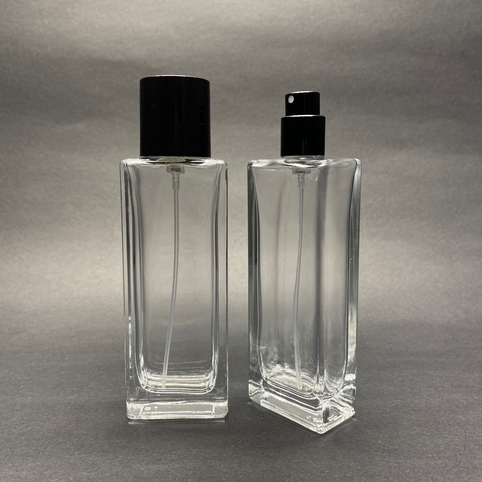 50 ML ПРАВОЪГЪЛЕН МОДЕЛ БУТИЛКА ЗА ПАРФЮМ FORTUNE TALL - ЧЕРЕН МЕТАЛЕН СПРЕЙ + ЧЕРНА КАПАЧКА (15 ММ УСТИЕ, ЛЕСНО ЗАТВАРЯНЕ С Щракване)