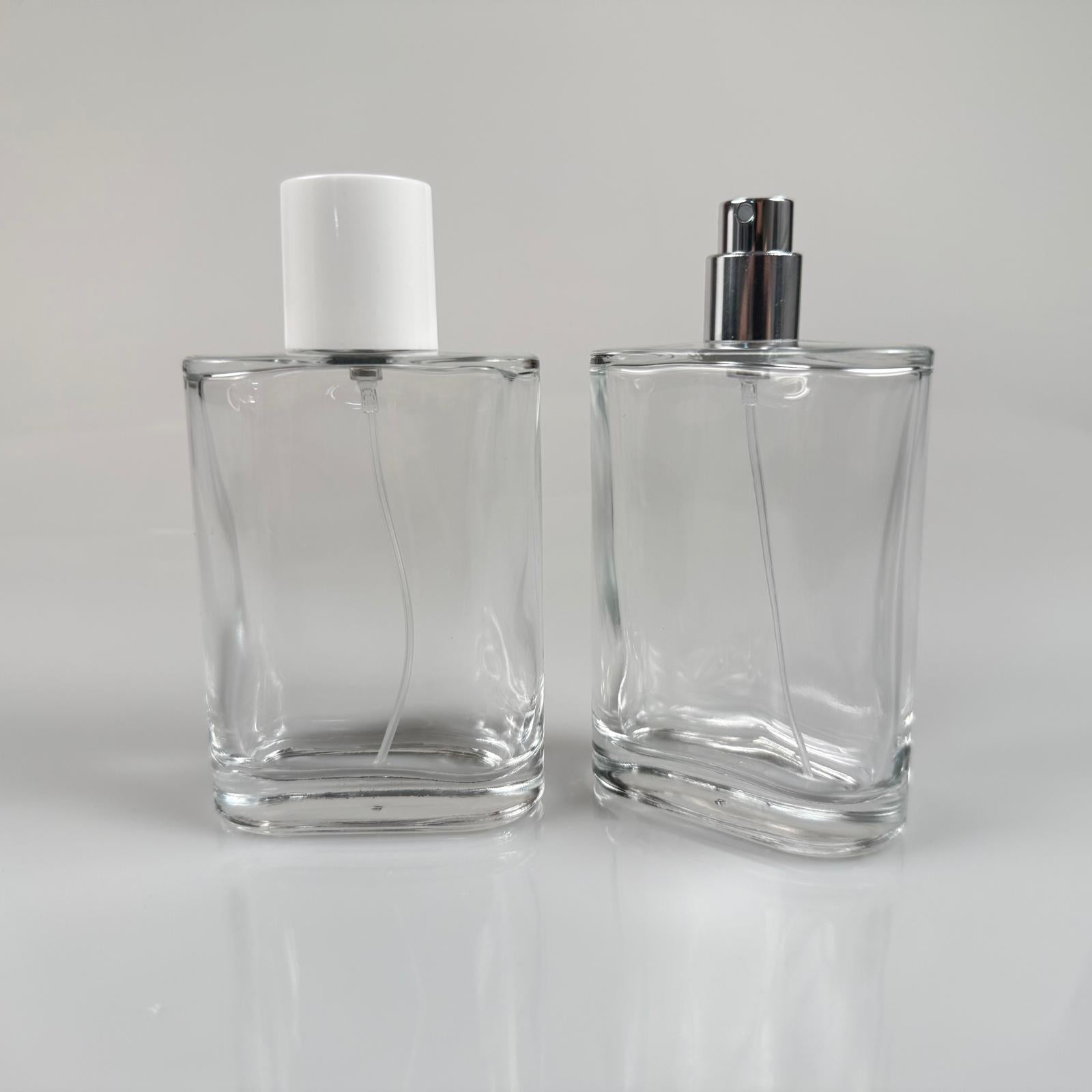 100 ML ПЛОСЪК МОДЕЛ CEO ПАРФЮМНА БУТИЛКА - СРЕБРИСТ МЕТАЛЕН СПРЕЙ + БЯЛА КАПАЧКА (15 MM УСТИЯ, ЛЕСНО ЗАТВАРЯНЕ С Щракване)