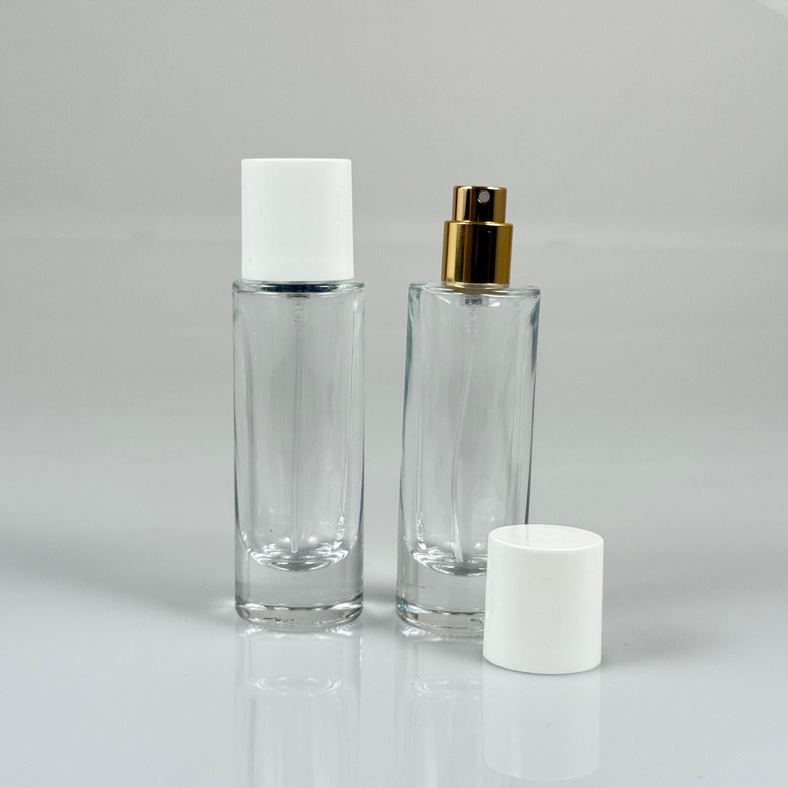 30 ML ЦИЛИНДРИЧЕН ДЪЛЪГ МОДЕЛ ФЛАКОН ЗА ПАРФЮМ - ЗЛАТЕН МЕТАЛЕН СПРЕЙ + БЯЛА ПЛАСТМАСОВА КАПАЧКА (15 ММ УСТИЕ, ЛЕСНО ЗАТВАРЯНЕ С Щракване)