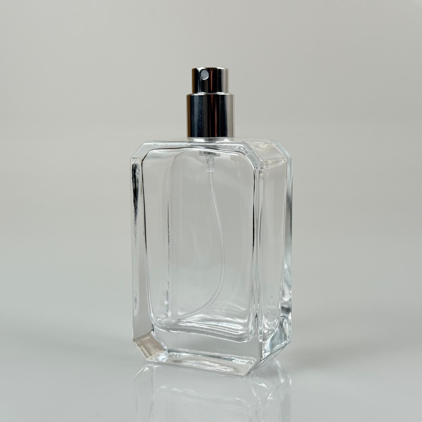 50 ML ФЛАКОН ЗА ПАРФЮМ ANGEL, КВАДРАТЕН МОДЕЛ - СРЕБРИСТ МЕТАЛЕН СПРЕЙ (15 ММ УСТИЕ, ЛЕСНО ЗАТВАРЯНЕ С Щракване)