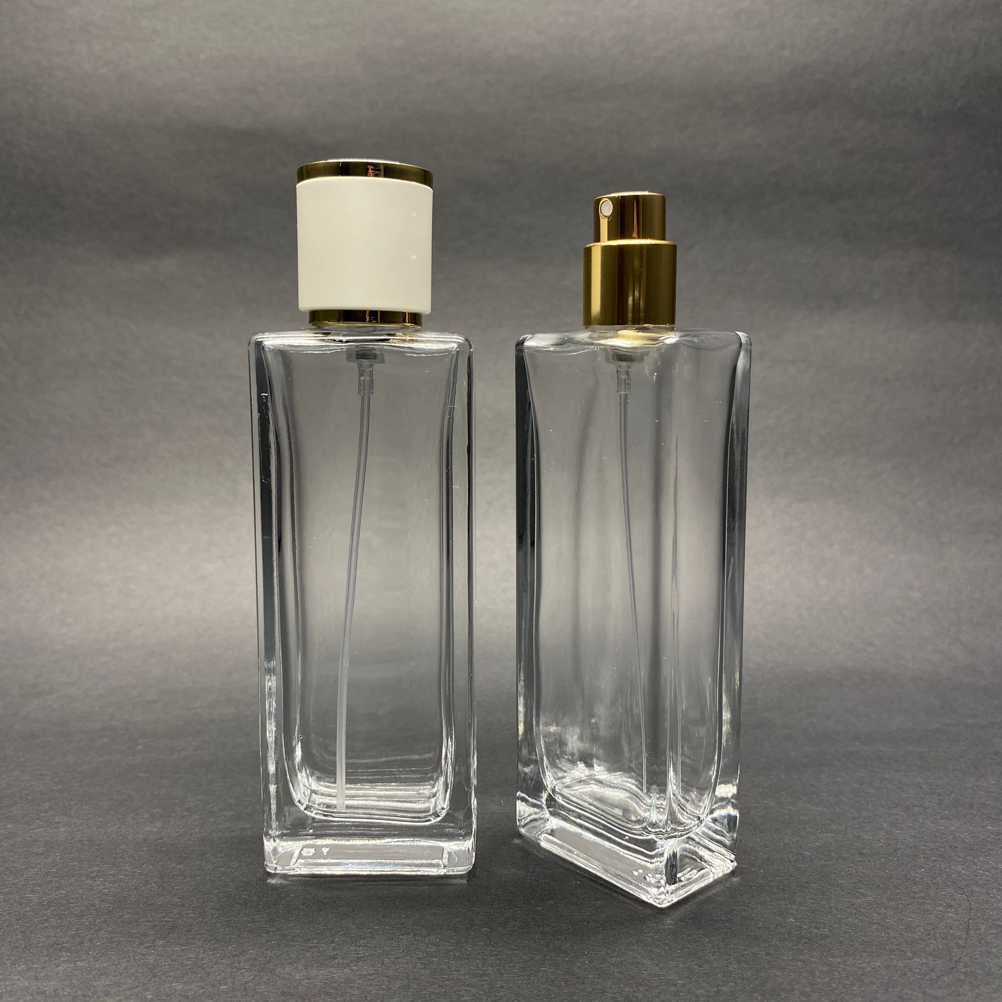 50 ML ПРАВОЪГЪЛЕН МОДЕЛ FORTUNE TALL БУТИЛКА ЗА ПАРФЮМ - ЗЛАТЕН МЕТАЛЕН СПРЕЙ + ЗЛАТНО БЯЛА КАПАЧКА (15 ММ УСТИЕ, ЛЕСНО ЗАТВАРЯНЕ С Щракване)