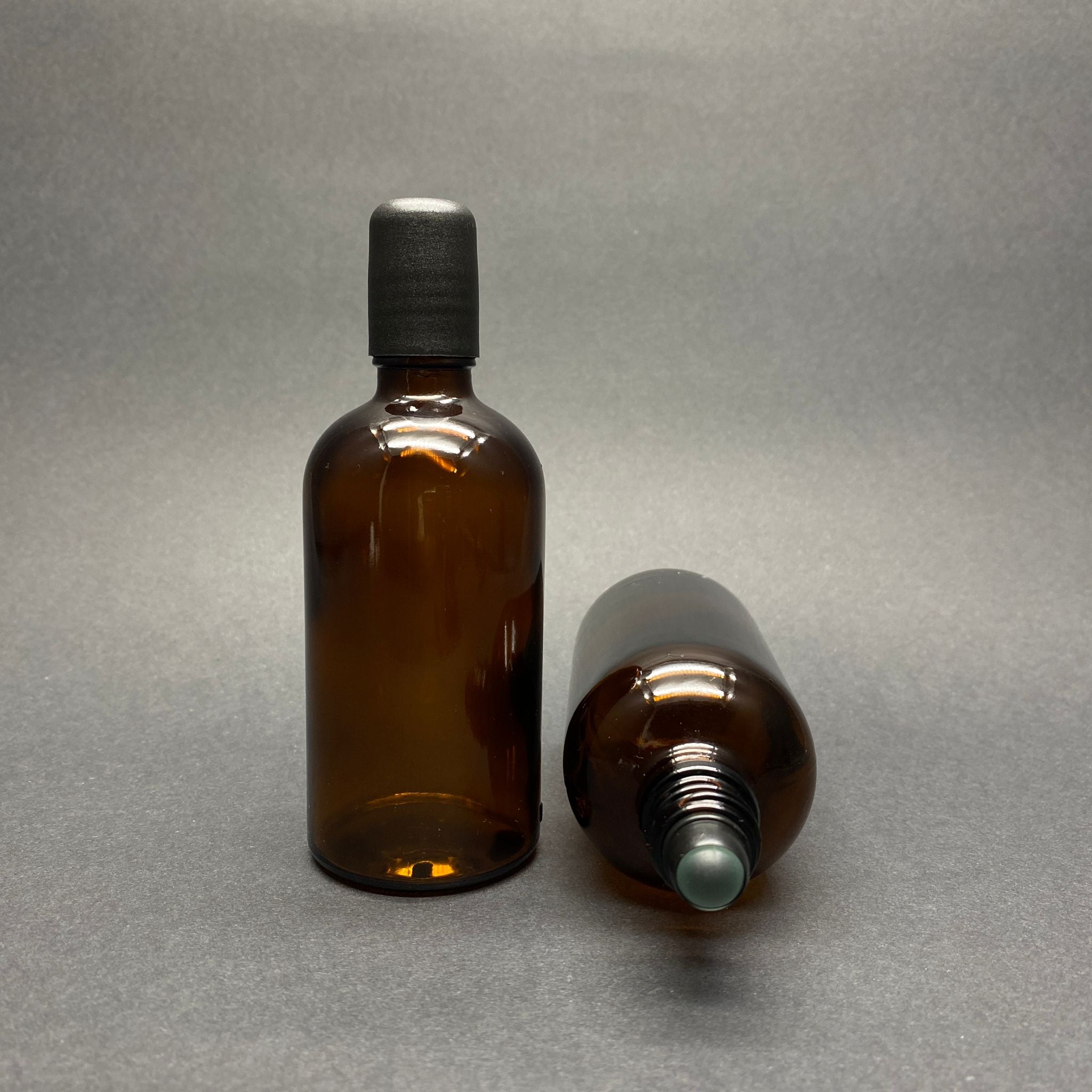 100 CC кехлибарена стъклена ролкова бутилка - черна капачка - 100 ml стъклена бутилка с топка - стъклена ролкова бутилка - стъклена бутилка Essence