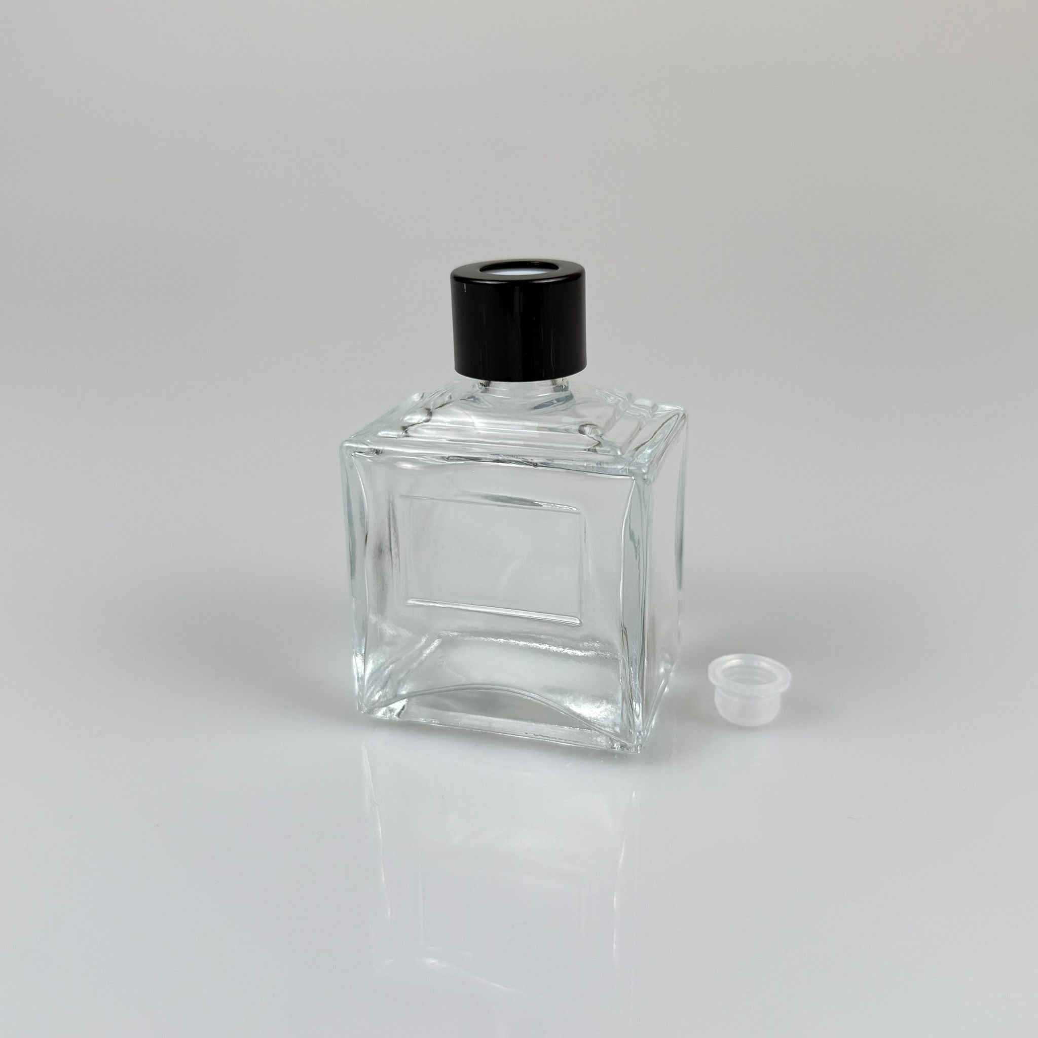 50 CC CORNER PRISM PRESTIGE GLASS BAMBOO FRESHNESS БУТИЛКА - 50 ML БАМБУКОВА АРОМАТНА БУТИЛКА С СТИК - ДИФУЗОРНА БУТИЛКА - СТЪКЛЕНА БУТИЛКА + ЧЕРНА МЕТАЛНА КАПАЧКА + ПЛАСТМАСОВ СТОП
