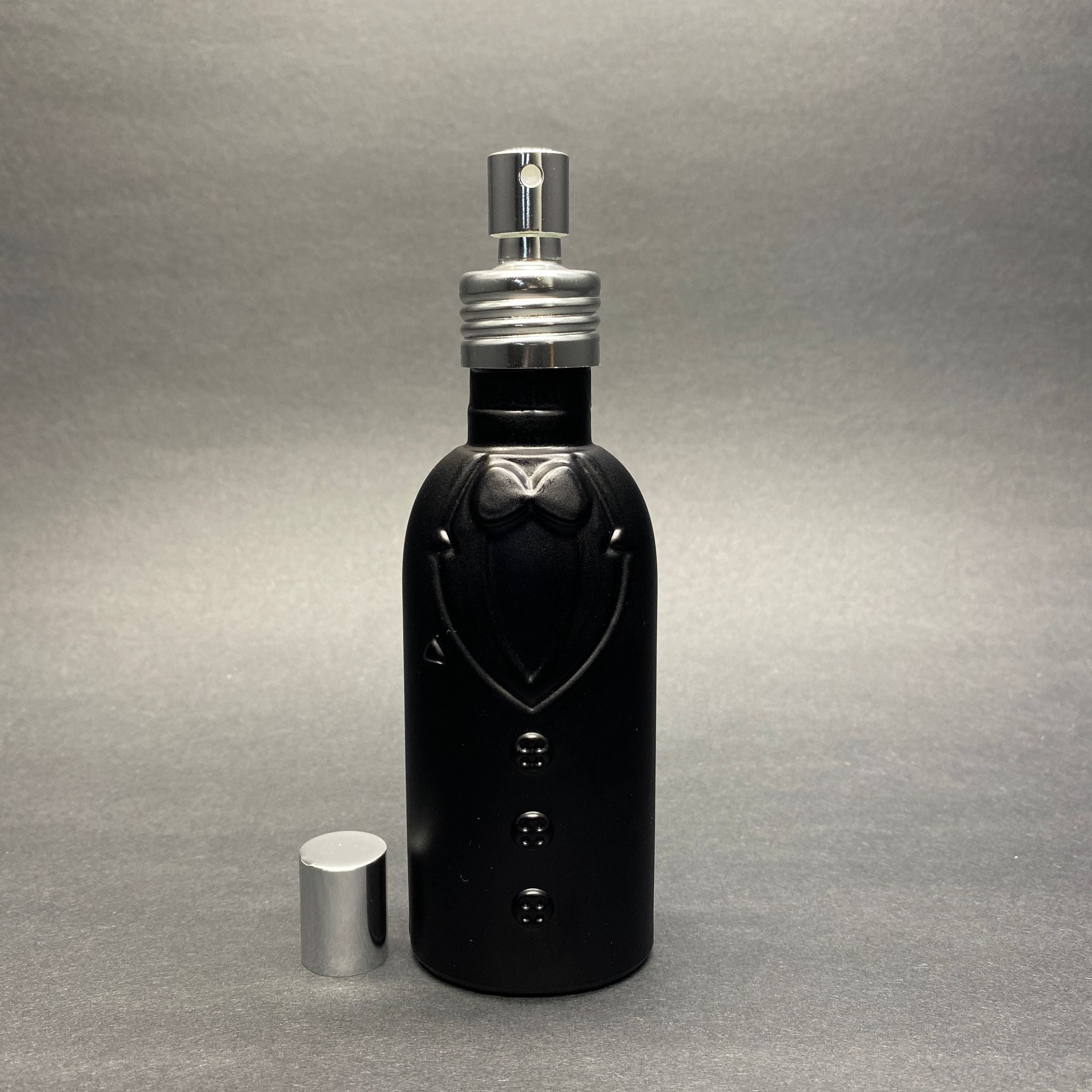 80 CC Black Groom Модел Стъклена бутилка за парфюм/одеколон - Метален комплект спрейове - 80 ml Луксозна бутилка спрей за парфюм/одеколон (капачка на винт, ръчно отваряне и затваряне)