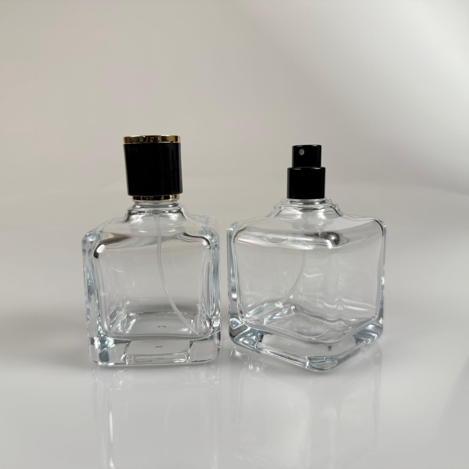 100 ML КВАДРАТЕН МОДЕЛ ЗА ПАРФЮМ LURA - ЧЕРЕН МЕТАЛЕН СПРЕЙ + ЗЛАТНО ЧЕРНА КАПАЧКА (15 ММ УСТИЕ, ЛЕСНО ЗАТВАРЯНЕ С Щракване)