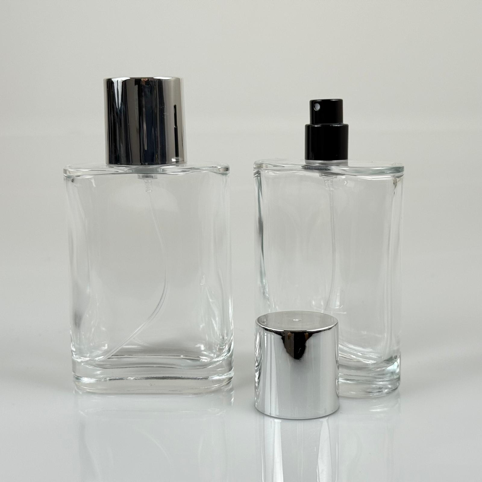 100 ML ПЛОСЪК МОДЕЛ CEO ПАРФЮМНА БУТИЛКА + ЧЕРЕН МЕТАЛЕН СПРЕЙ + СРЕБРИСТА ШИРОКА КАПАЧКА (15 ММ УСТИЕ, ЛЕСНО ЗАТВАРЯНЕ С Щракване)